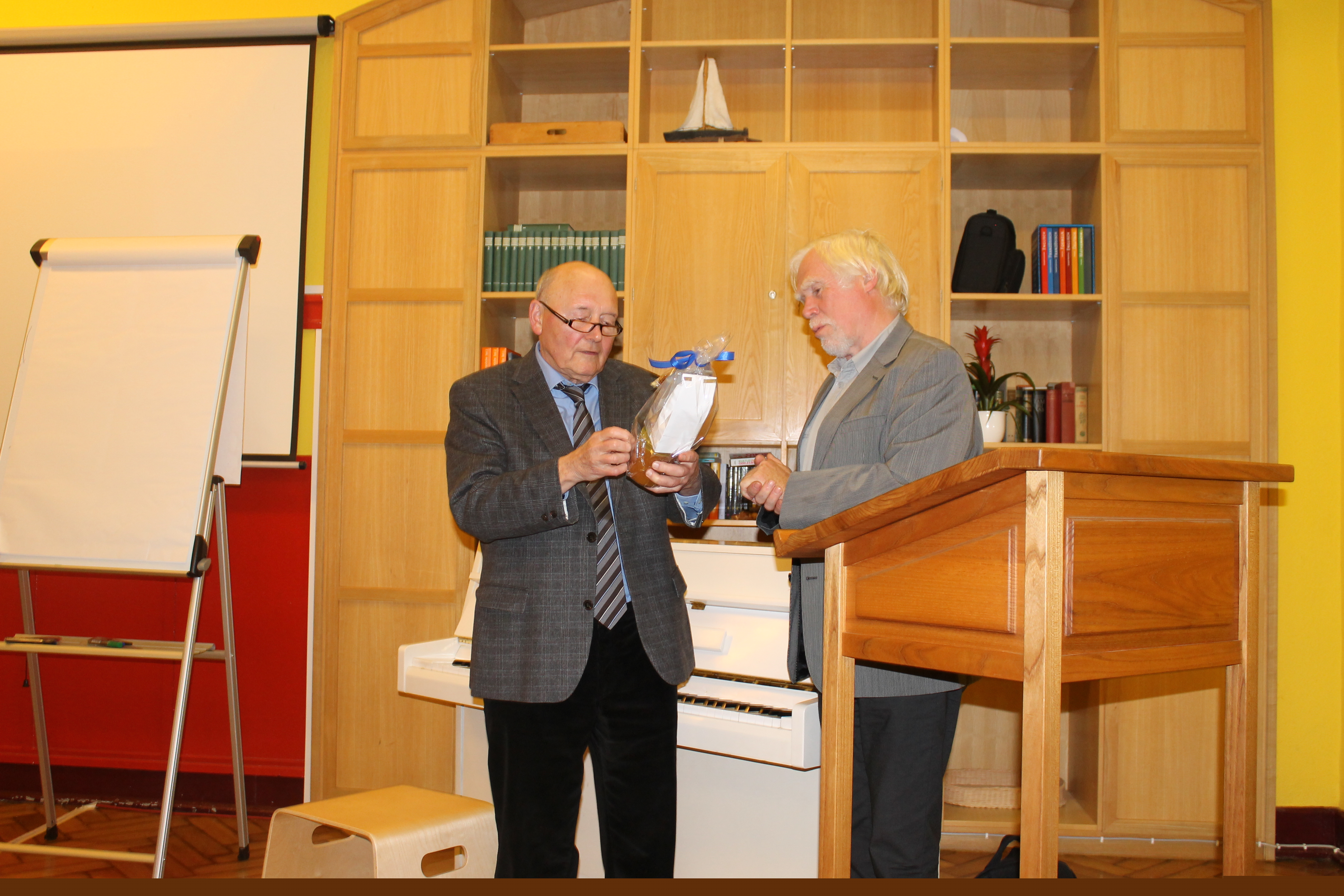 VORTRAG VON DR. RAUHE – MUSIK HILFT HEILEN
